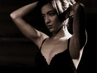 CallmeCarlota  live sex cam