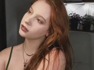 LadySlan  live sex cam