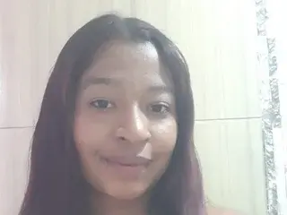 Lindaa_lewis  live sex cam