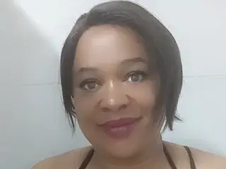 BUSTYQUEEN30  live sex cam