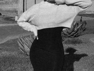 Baddiewithabooty  live sex cam