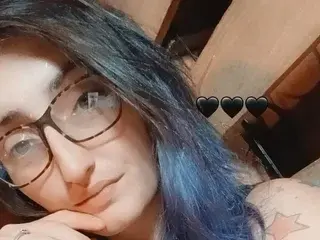 Modifiedharem23  live sex cam