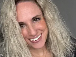 BrownEyedTexanGirl  live sex cam