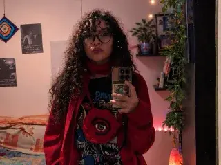 Circe111  live sex cam