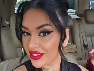 KristallMadness  live sex cam