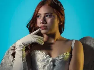 Solara18  live sex cam