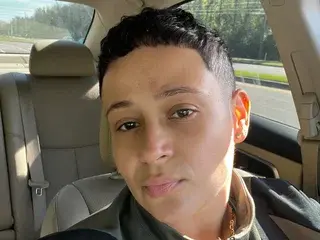 Prettystudd69  live sex cam