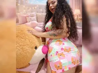 Curvyhotxxx  live sex cam