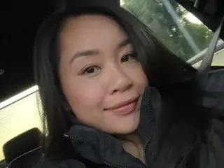 Trvnxkitty  live sex cam