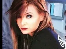 KellyWhorton  live sex cam