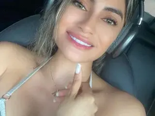 Molly_halls  live sex cam