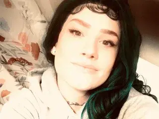 KodyKinns  live sex cam