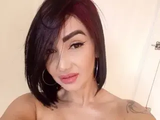 Andreavelvet  live sex cam