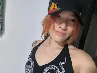 AlliciaKim  live sex cam