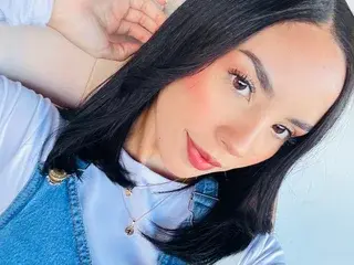 Bellywrist  live sex cam