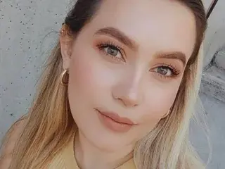HannaT  live sex cam