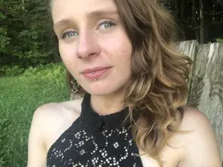 MacyyFox  live sex cam