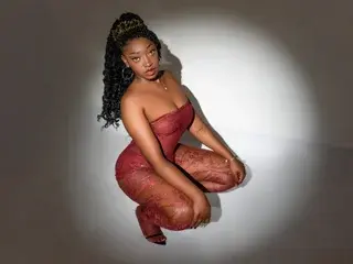 YalianaGuzman  live sex cam