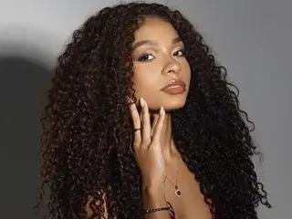 MiaWinslet  live sex cam