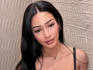 ValeriaImaniLin  live sex cam