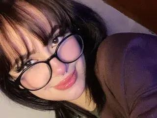 VickyVicky  live sex cam