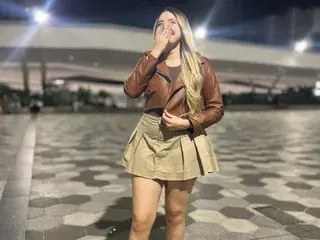 Miarosse99  live sex cam