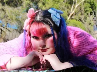 CwitchPrincess  live sex cam