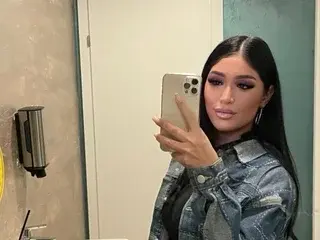 Kira_Krush  live sex cam