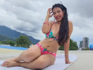 VanessaLune  live sex cam