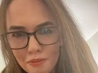 Molly_Brook  live sex cam
