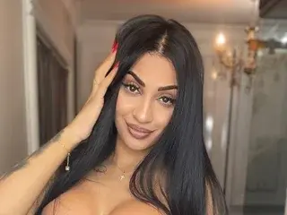 EmaHallee  live sex cam