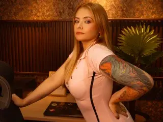 SiennaStormm  live sex cam