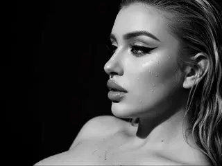 ZaraVega  live sex cam