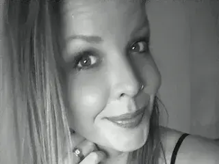 SpicyTink  live sex cam