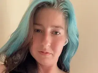 DarlingDee96  live sex cam