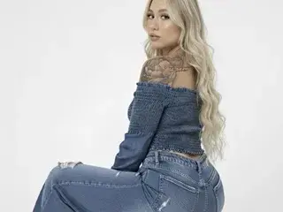 ZoeeStar  live sex cam