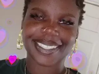 Ladybug26  live sex cam