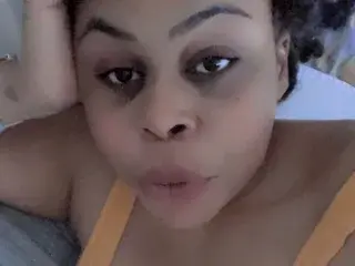 LisaBxx  live sex cam