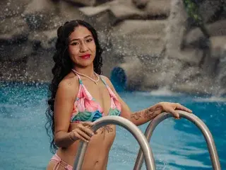 Anitta_doll69  live sex cam