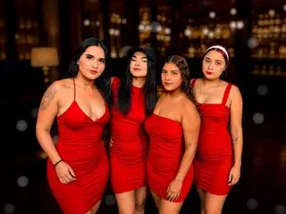 Liahot25  live sex cam