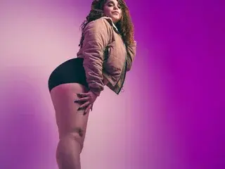 NinnaCurly  live sex cam