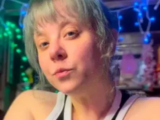 SleazeLouize  live sex cam