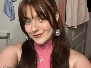 DitzyLilDaisy  live sex cam