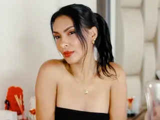 Alysonaa  live sex cam