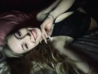 Pinkpantherrr  live sex cam