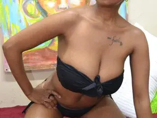 KayTeexoxo  live sex cam