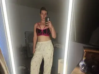 Theejillest  live sex cam