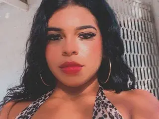 Miiassoffiia  live sex cam
