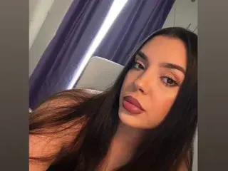 DiorValentine  live sex cam