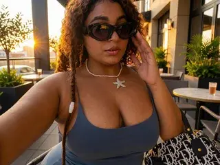 ZaphiraVaelmont  live sex cam